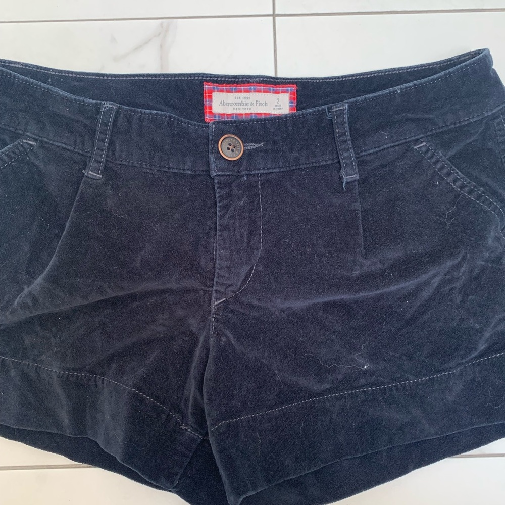 Abercrombie and Fitch Velvet Shorts - Picture 2 of 5